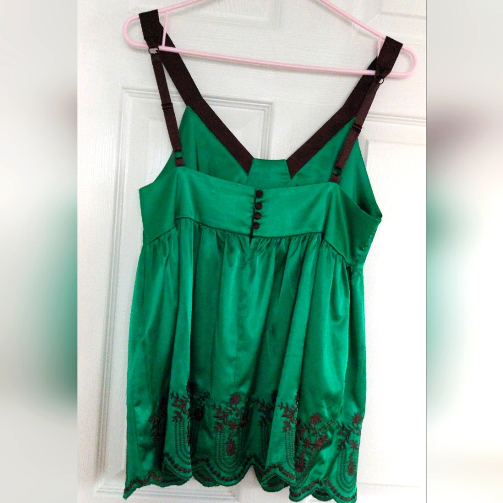 ☘️🍀 Vibrant Green and Brown Embroidered Top